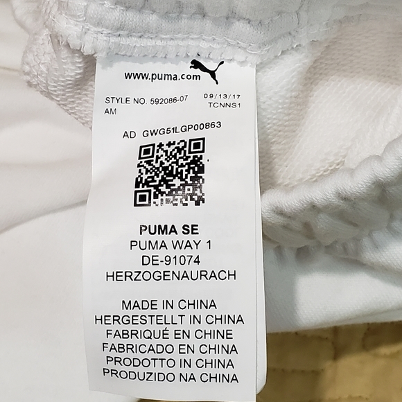 Puma Hero Sweat Shorts Size L - Picture 3 of 5